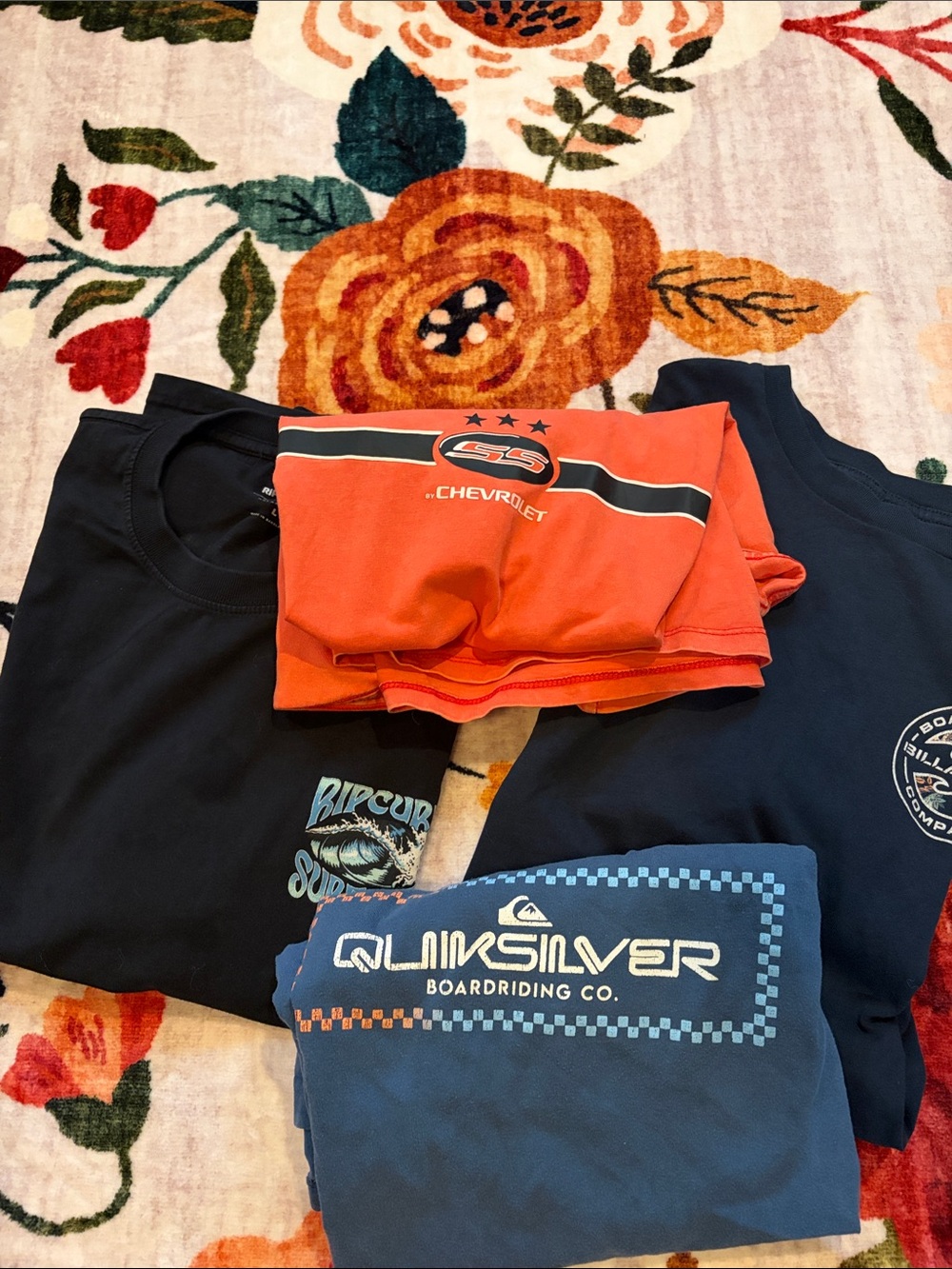 Quiksilver mens Navy and Orange Graphic Short-Sleeve Tees - 3 Pack